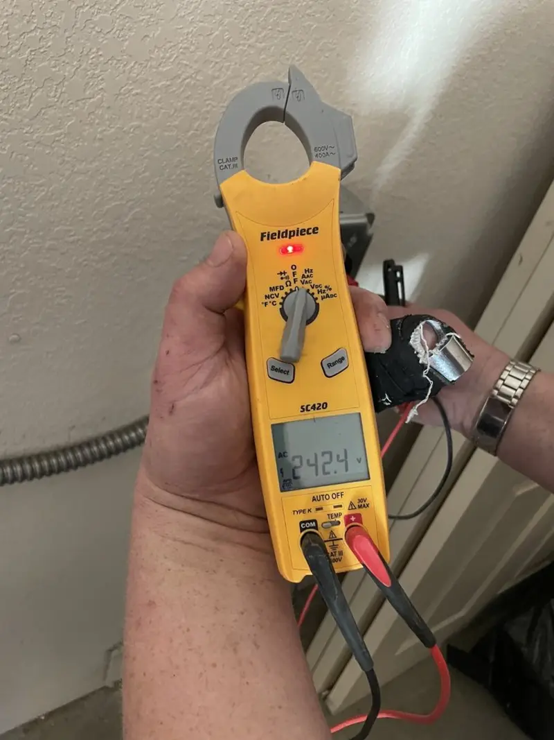 Voltage testing with clamp meter during Generator Installation in Ferndale